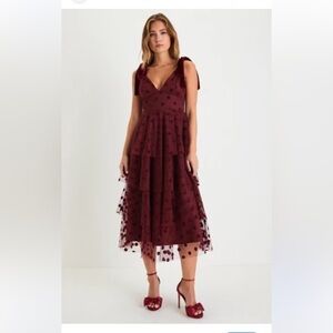 Lulus Sweet Charisma Burgundy Polka Dot Tiered Tie-Strap Midi Dress Size M